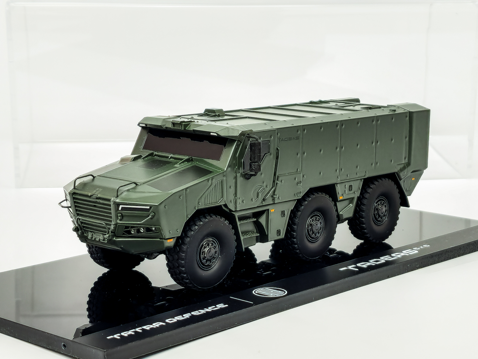 TDV Tadeas 6x6 APC KADEN 1:43