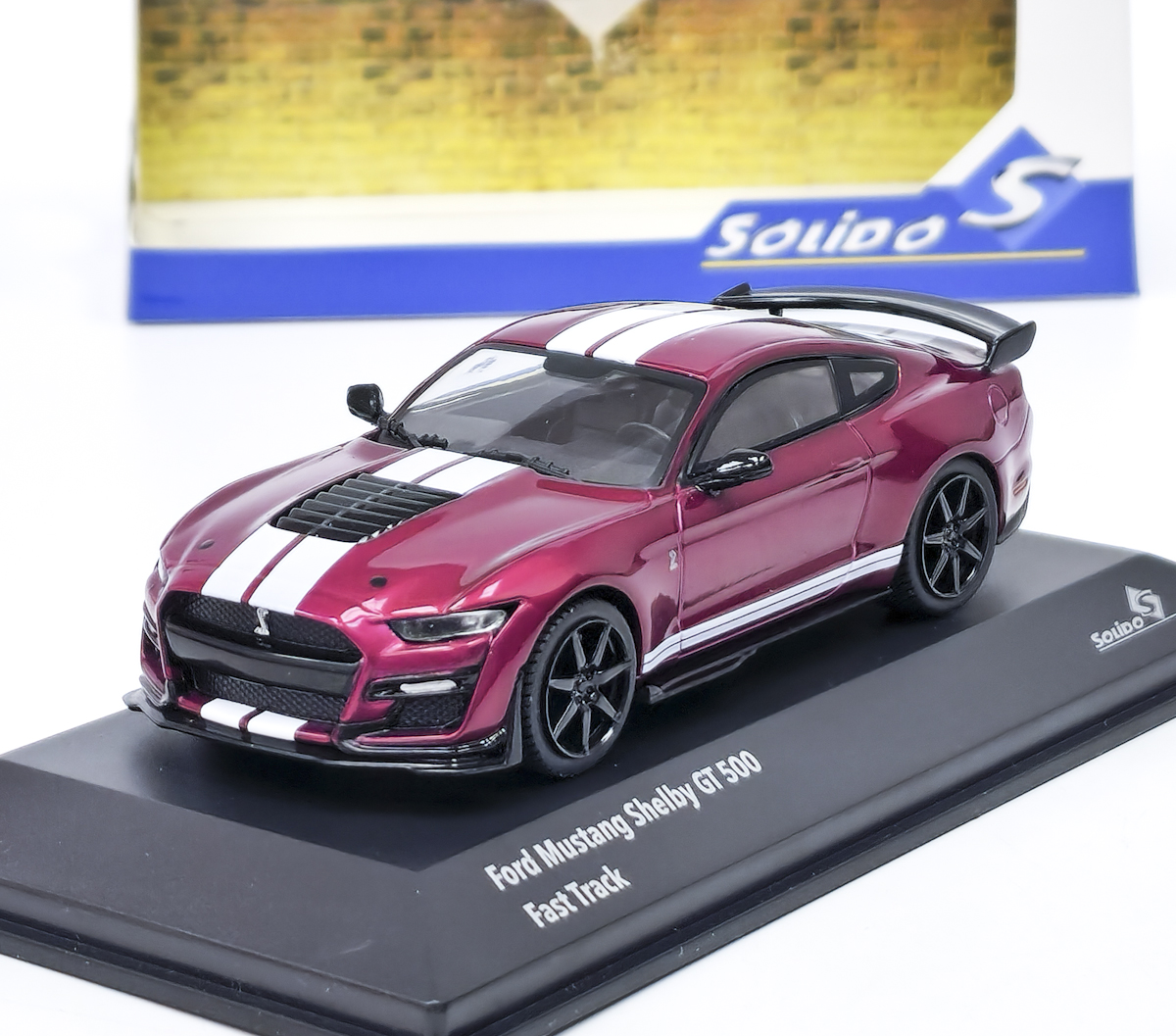 Ford Mustang Shelby GT500 fialová - SOLIDO 1:43