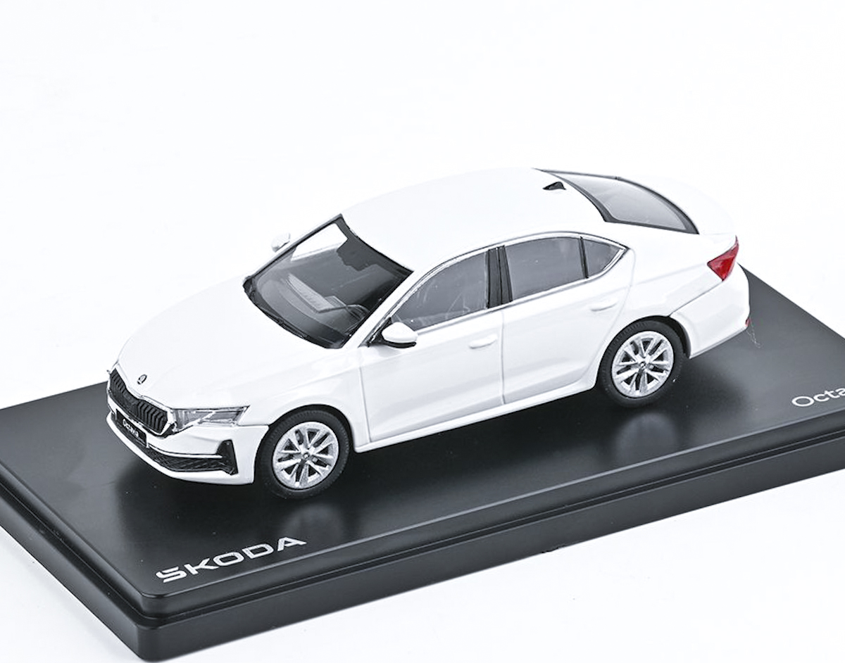 Škoda Octavia IV FL (2024)  Bílá Candy - ABREX 1:43