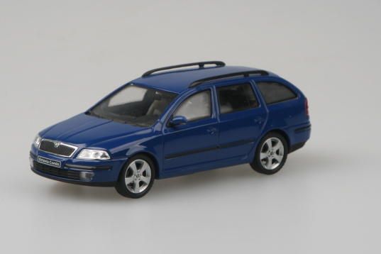 Škoda Octavia II Combi (2004) - Modrá Dynamic Uni ABREX 1:43