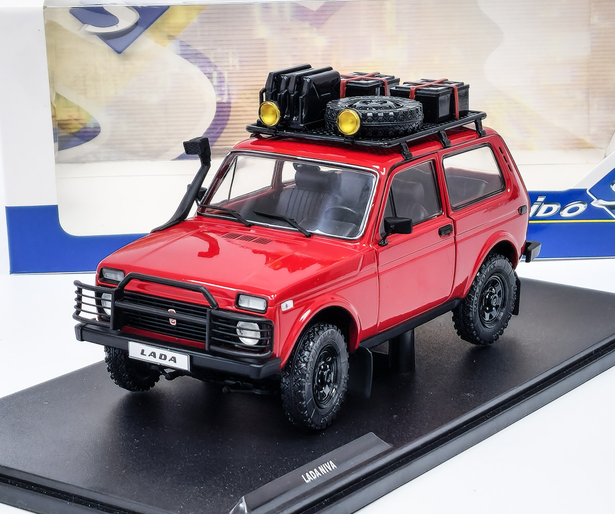Lada niva  (1980) červená - SOLIDO 1:18