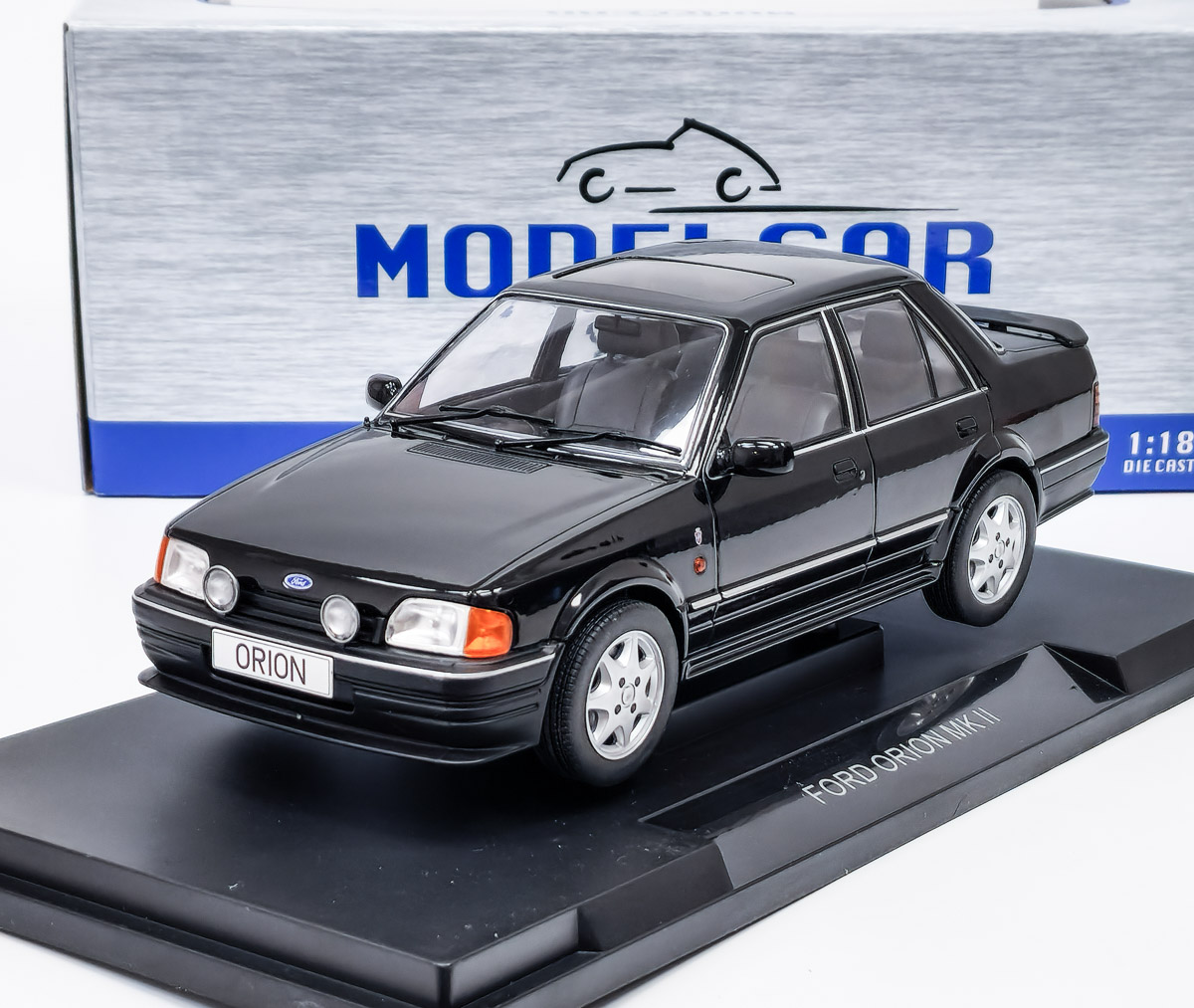 Ford Orion MK II (1986) černá - MCG 1:18