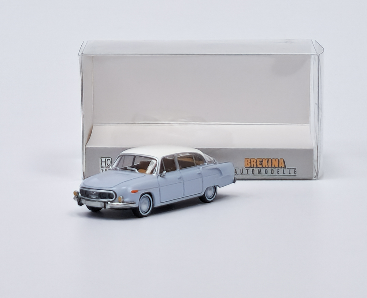 Tatra 603-2 hellgrau Brekina 1:87