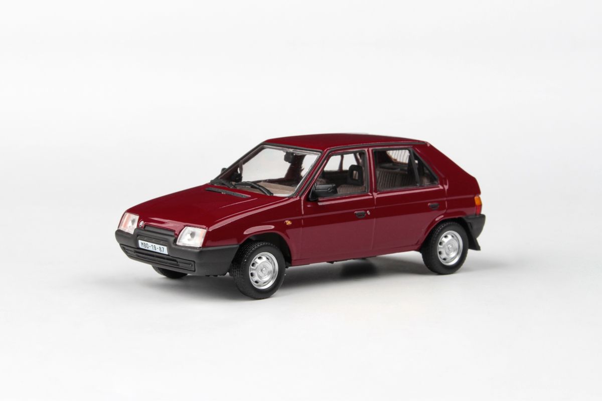 Škoda Favorit 136 L (1988) - Červená Apollo ABREX 1:43