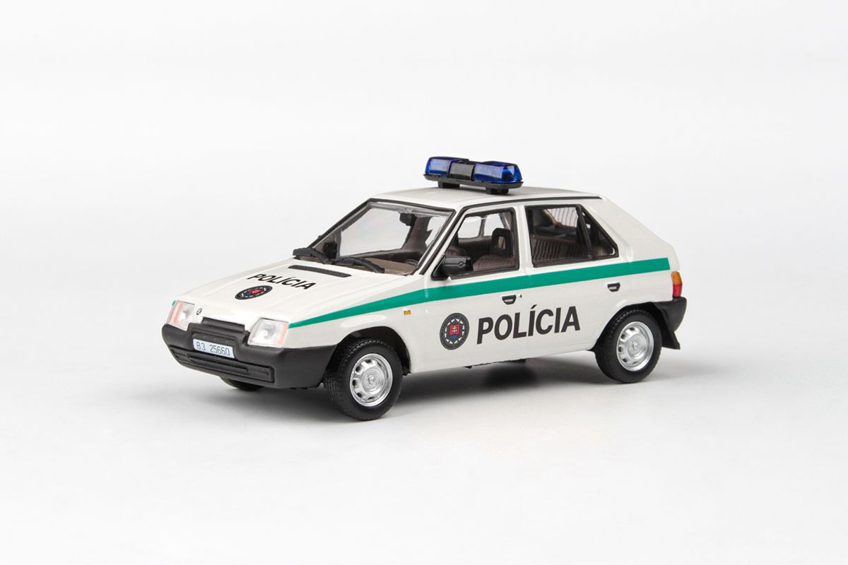 Škoda Favorit 136 L (1988) 1:43 - Polícia SR