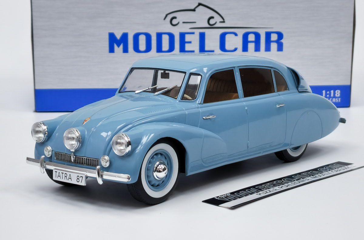 Tatra 87 (1937)  světle modrá MCG 1:18 