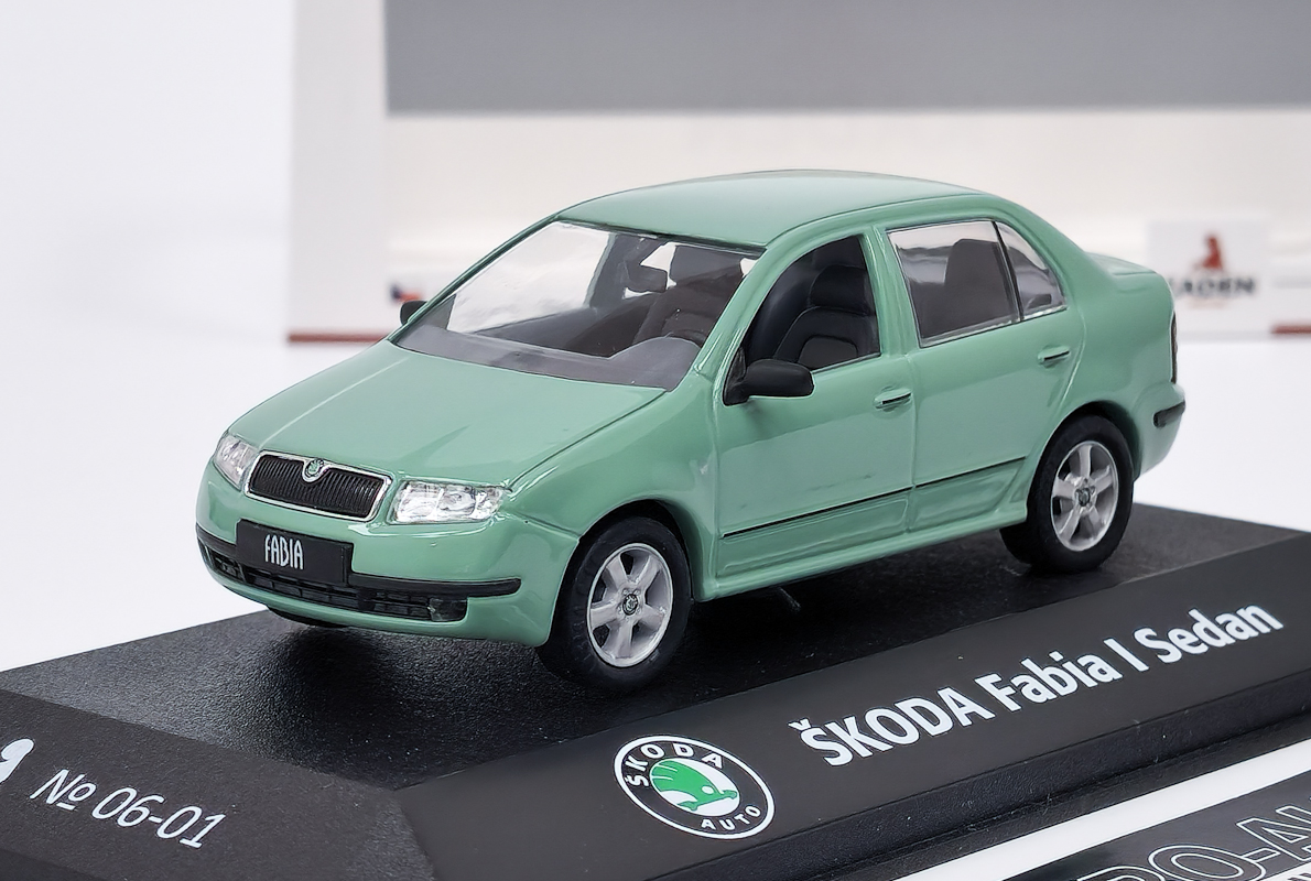 Škoda Fabia Sedan Zelená Fantasy KADEN 1:43