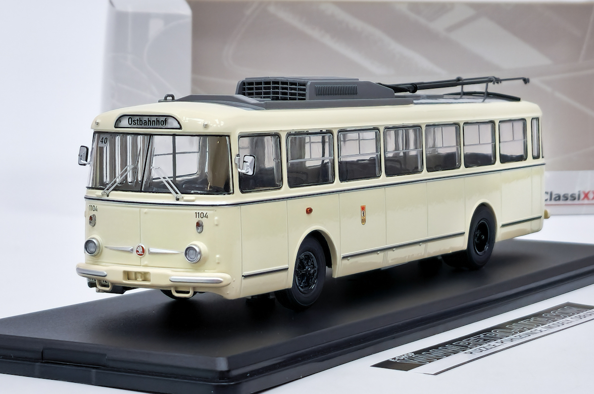 Škoda 9 TR, béžová, Berliner transport services - Premium ClassiXXs 1:43