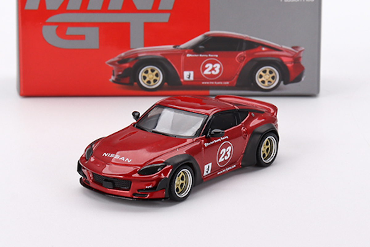 Nissan Z Pandem - červená Mini GT 1:64