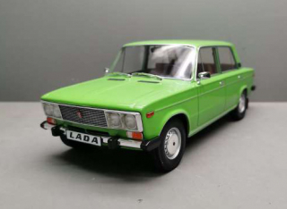 Lada 2106 (1980) Světle zelená Triple9 1:18 