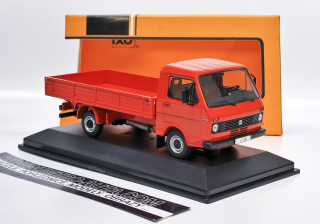 VW LT 28 valník - červená IXO 1:43 