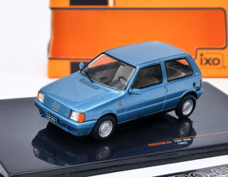 Fiat Uno (1983) modrá metalíza IXO 1:43